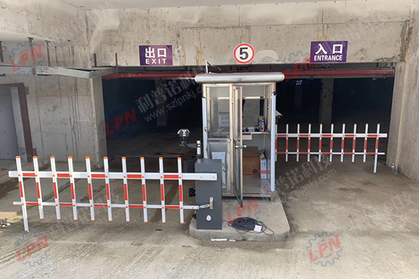 �R���й��ⷿ܇���R�e����